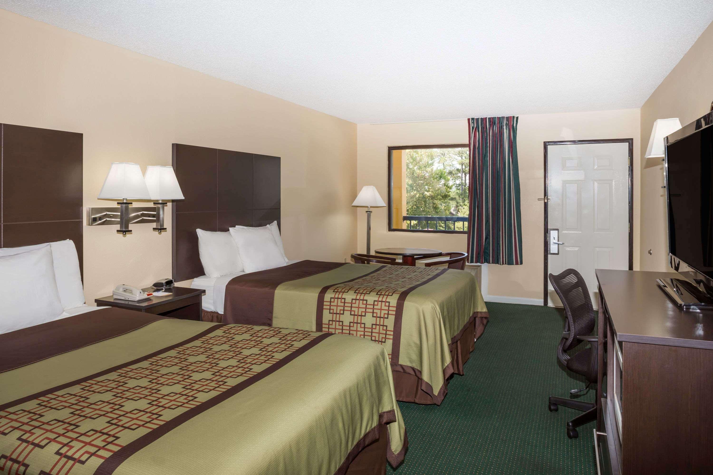 Days Inn By Wyndham Enterprise Extérieur photo