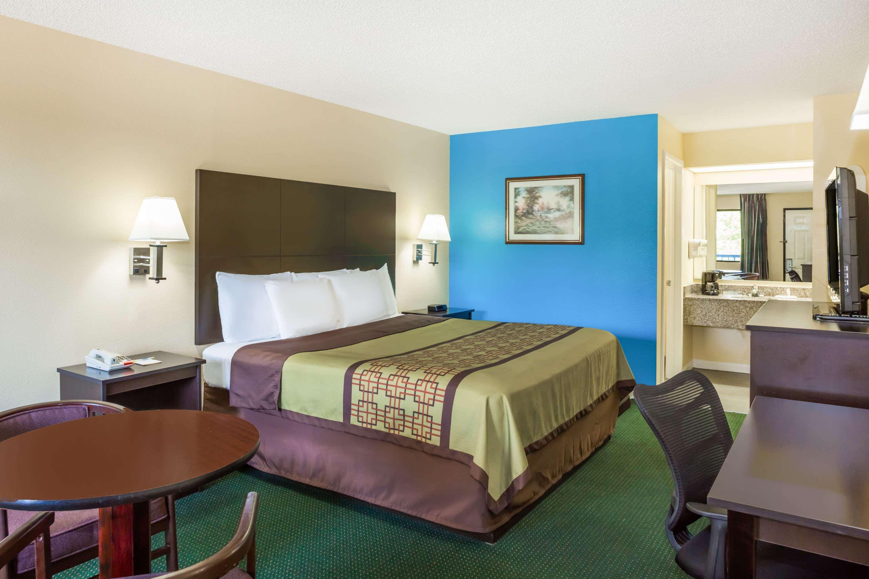 Days Inn By Wyndham Enterprise Extérieur photo